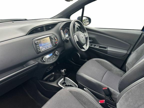 Toyota Yaris Excel 1.5 Hybrid Blue #5