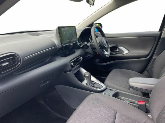 Toyota Yaris Icon Black #5