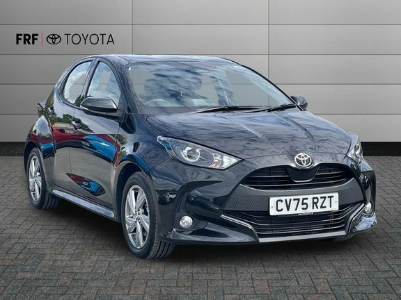 Toyota Yaris Icon Black