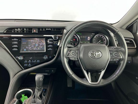 Toyota Camry Excel Black #7
