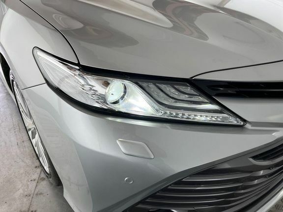 Toyota Camry Excel Black #28