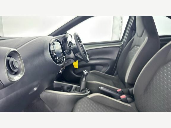 Toyota Aygo X Edge Manual ML23UFR Green #5