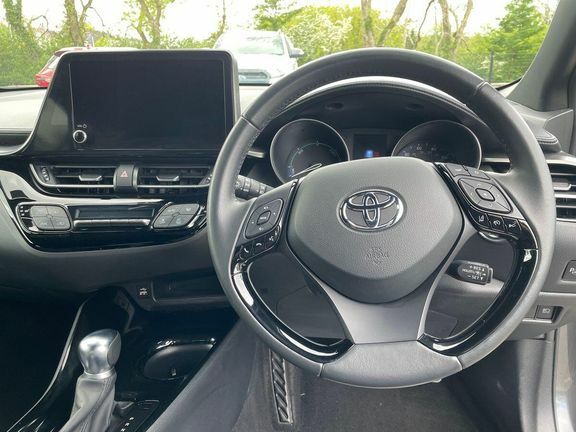 Toyota C-Hr Design 1.8 2 FH72VLZ Grey #6