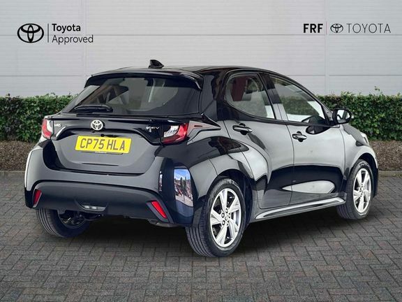 Toyota Yaris Icon CP75HLA Black #2