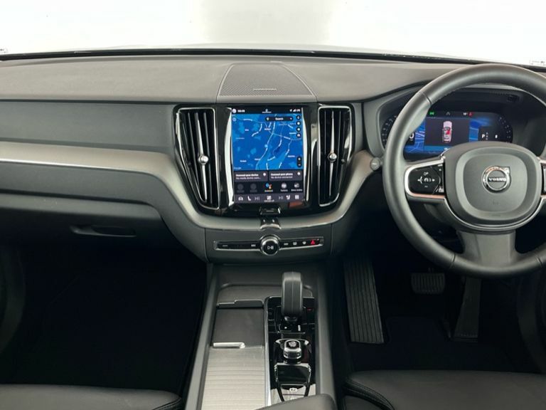 Volvo XC60 Plus, B5 Awd Mild Hybrid, Dark WN73LVW Blue #5