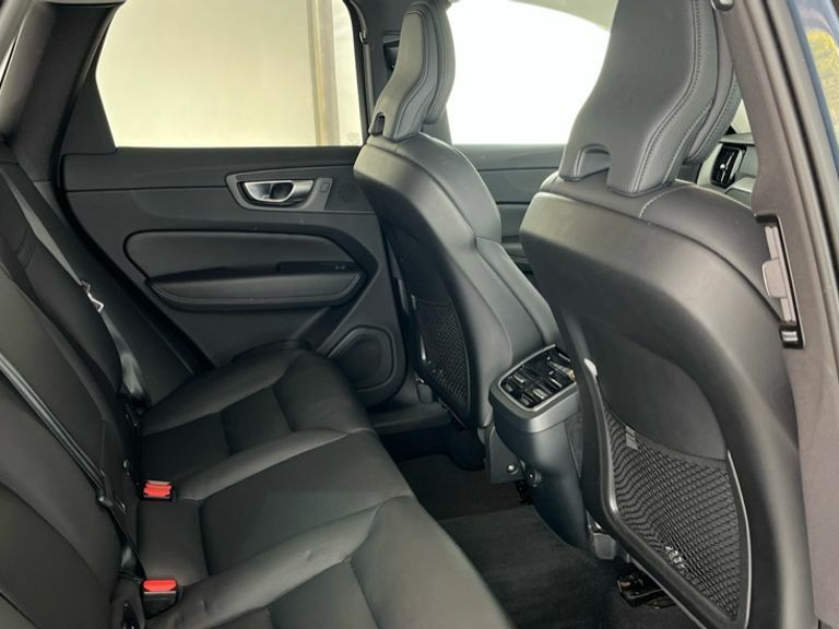 Volvo XC60 Plus, B5 Awd Mild Hybrid, Dark WN73LVW Blue #6