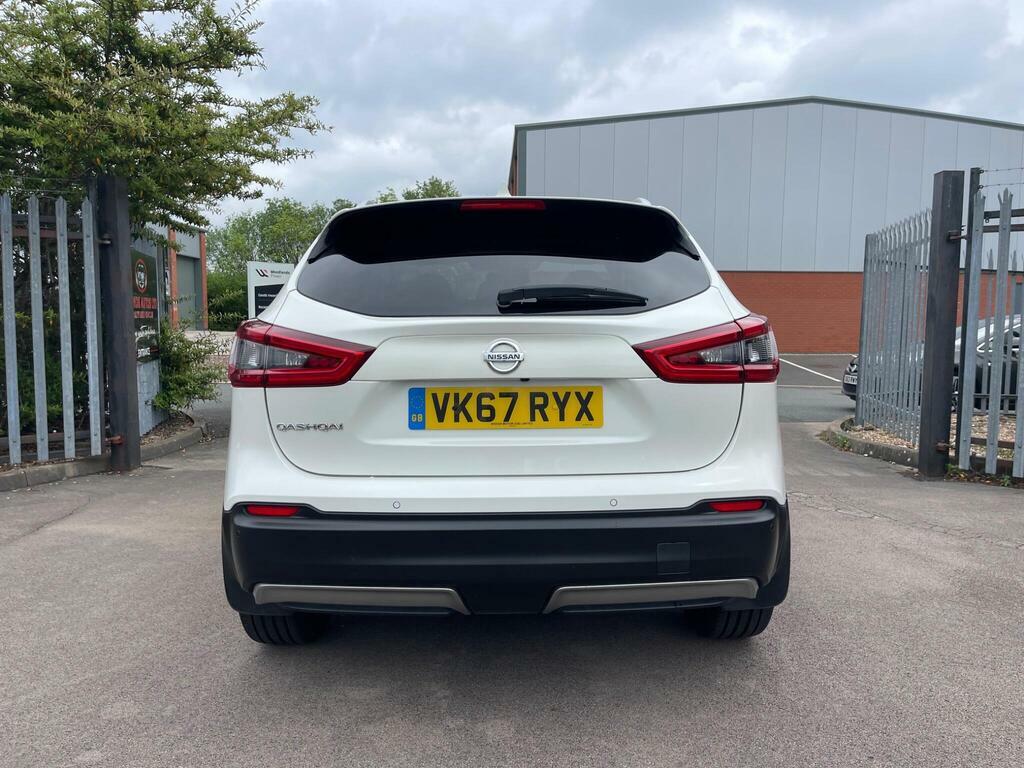 Nissan Qashqai 1.5 Dci N-connecta Euro 6 S S VK67RYX White #5