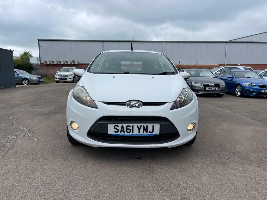 Ford Fiesta 1.25 Edge SA61YMJ White #2