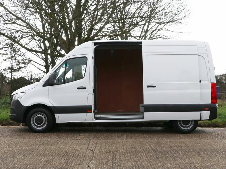 Mercedes-Benz Sprinter 2.0 Cdi Premiumfwd L2 H2 150 Ps KM24NVZ White #2