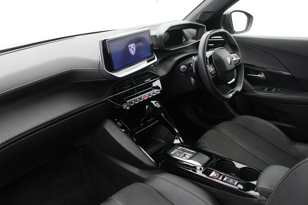 Peugeot 2008 1.2 Puretech Gt Eat AVI1387 Red #5