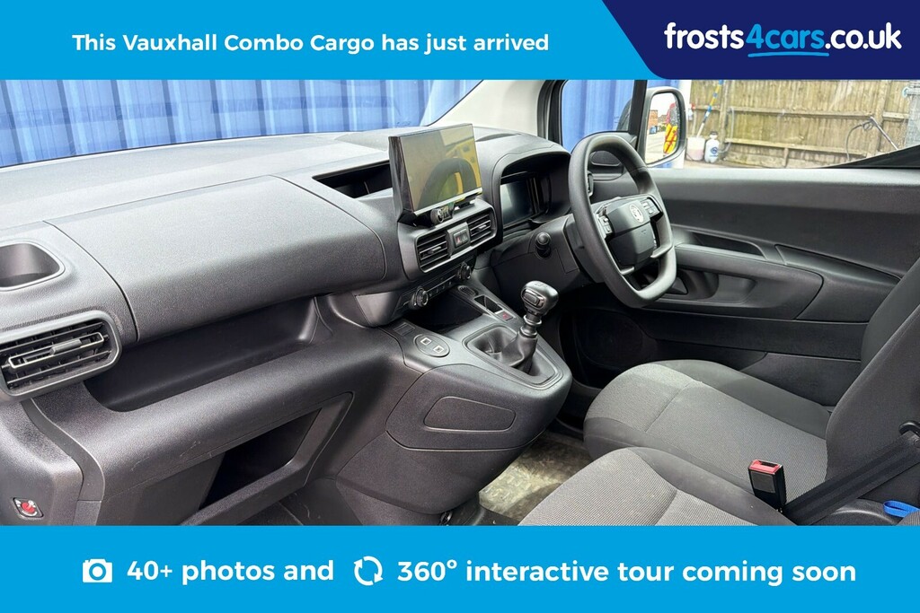 Vauxhall Combo M 1.5 Turbo D 130Ps 2300 Pro H1 DP24FZY White #4