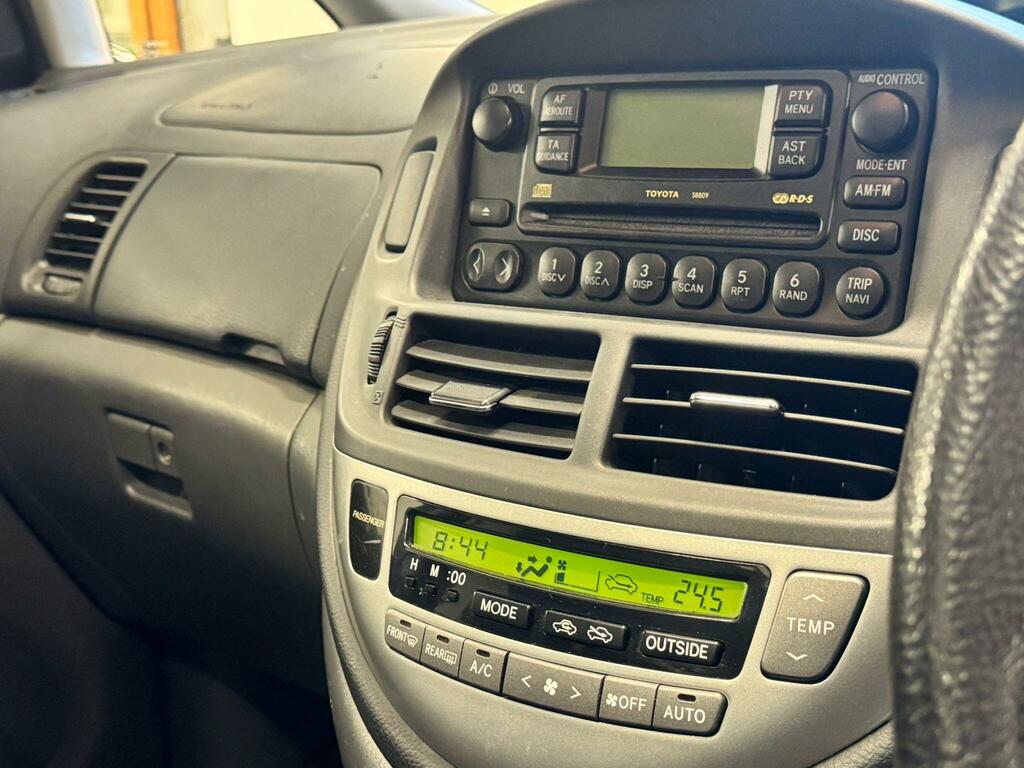 Toyota Previa Mpv Silver #30