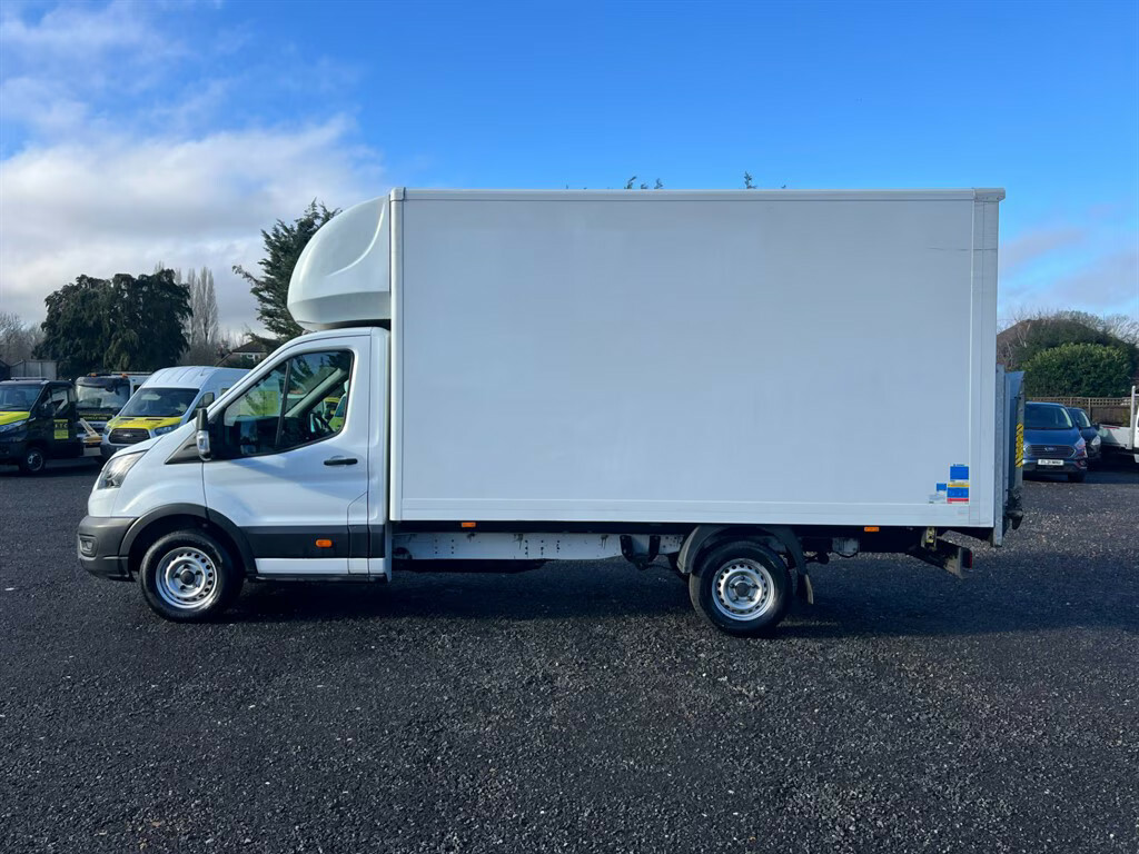 Ford Transit Custom 350 Leader Luton Ecoblue Luton Van White