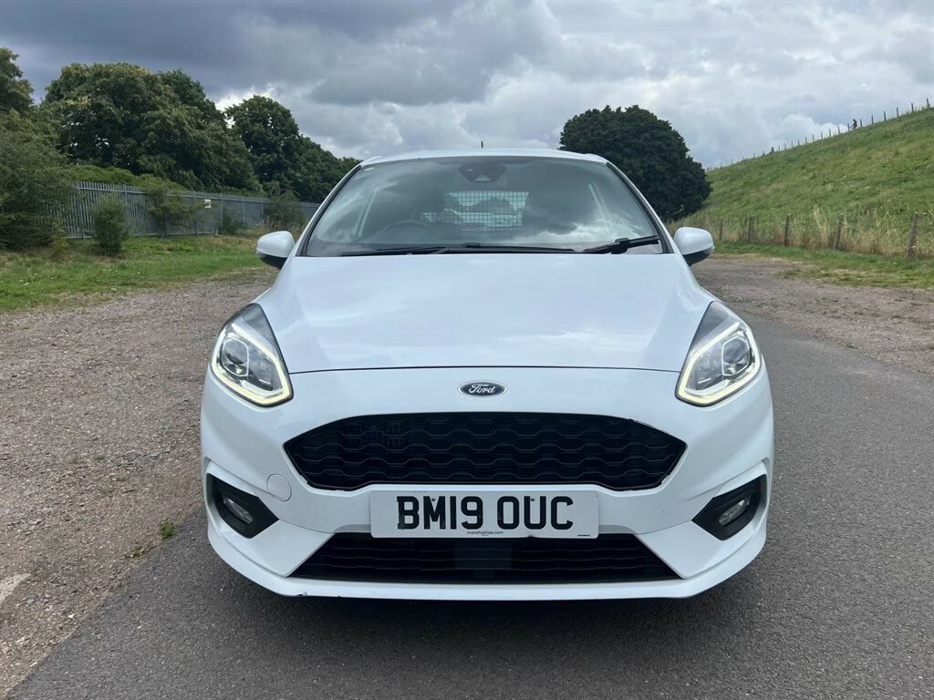Ford Fiesta Van Sport Tdci Air Con Euro 6 Car Derived Van Dies BM19OUC White #5