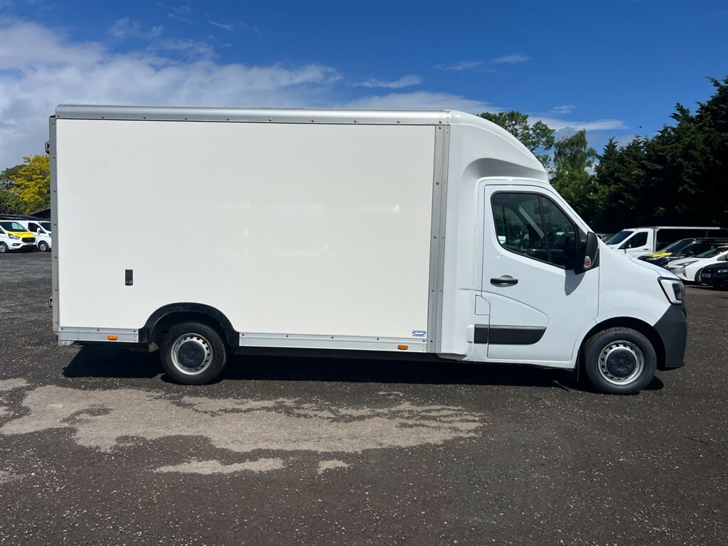 Renault Master Ll35dci 135 Business Low Roof Platform Cab Platfor White