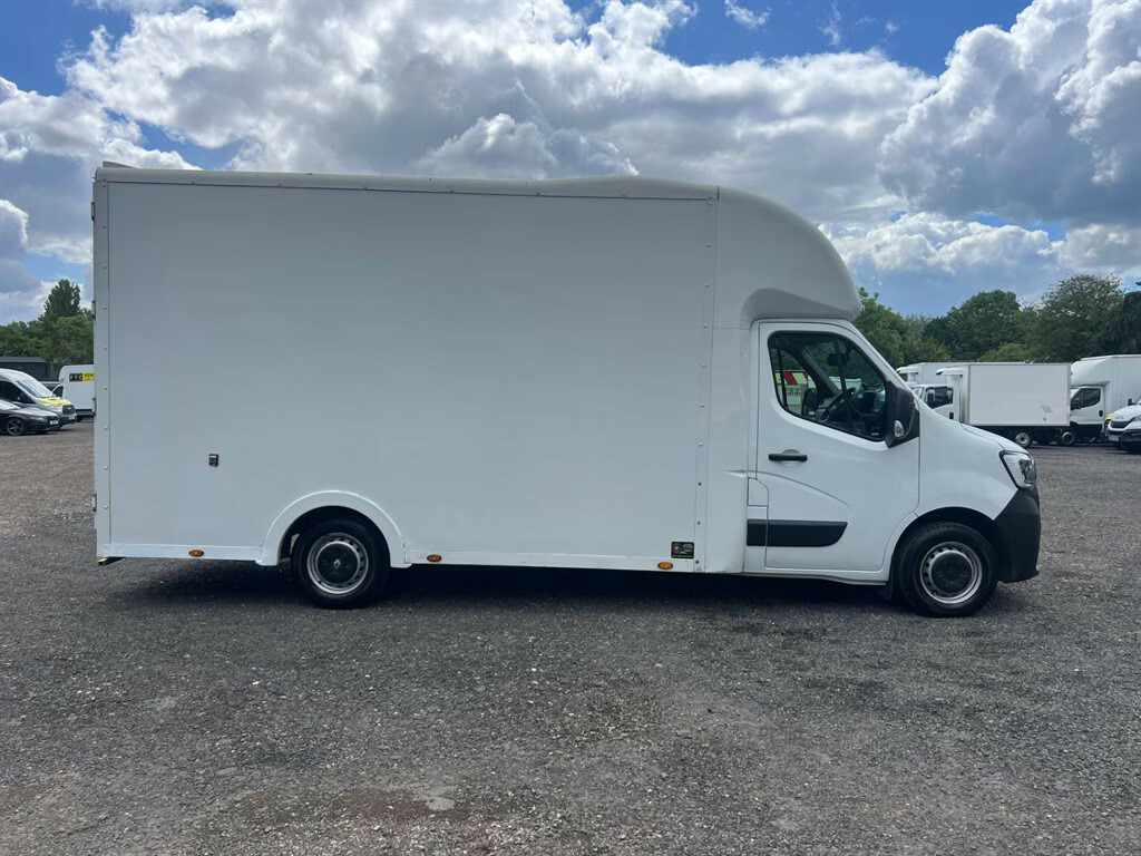Renault Master Master 35 Lwb 35 Low Loader High Top Platform Cab White