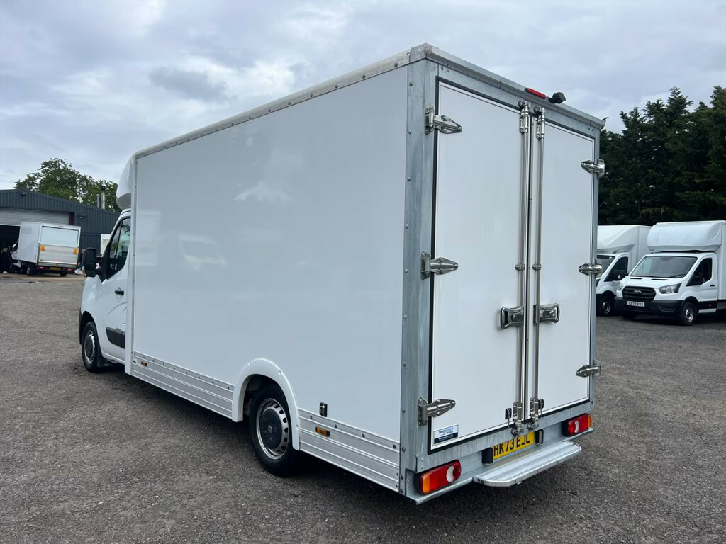 Renault Master Ll35 Energy Dci 145 Business Low Roof Platform Cab HK73EJL White #4