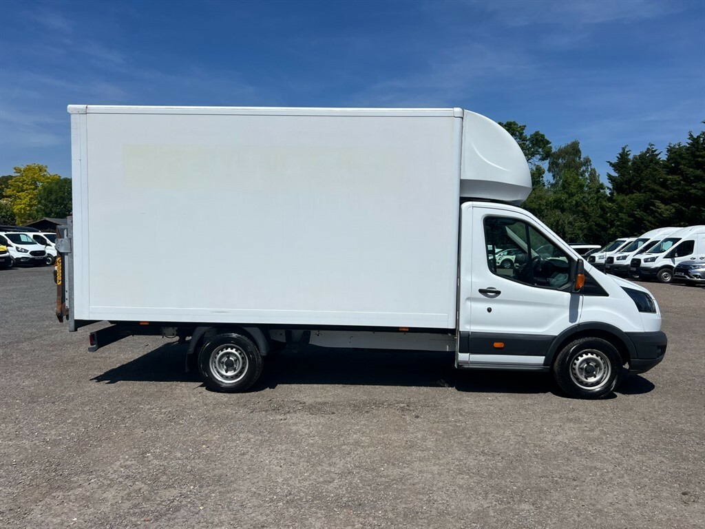 Ford Transit Custom 2.0 Tdci 130Ps Chassis Cab Chassis Cab Manu White