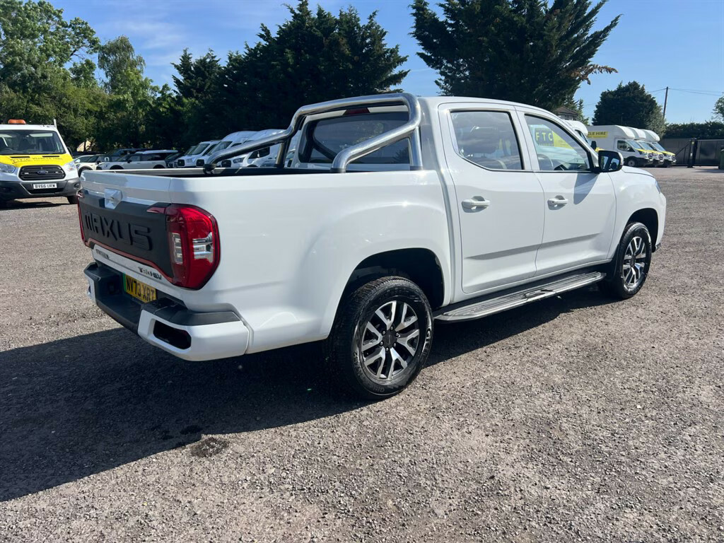 Maxus T90 130Kw Elite Double Cab Pickup 88.5Kwh Pick Up White #3