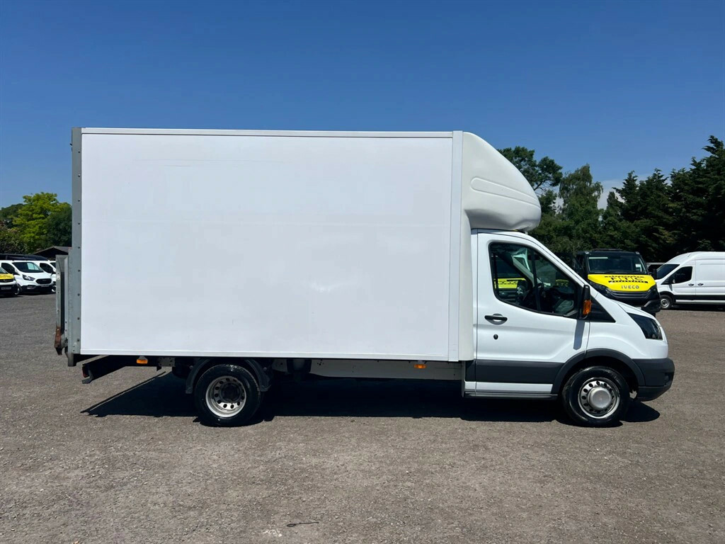 Ford Transit Custom 2.0 Tdci 130Ps Chassis Cab Chassis Cab Manu White