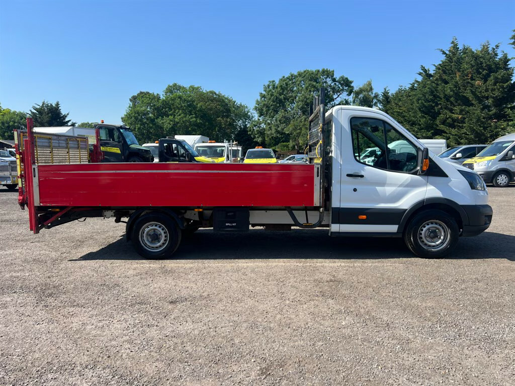 Ford Transit Custom 2.0 Tdci 130Ps Chassis Cab Chassis Cab Manu White