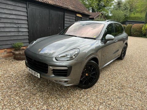 Porsche Cayenne 4.8T V8 Turbo MY18BFG Grey #2