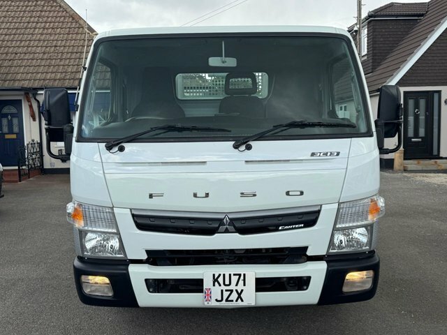 Mitsubishi Fuso Canter 3C13 2800 Tipper White #2