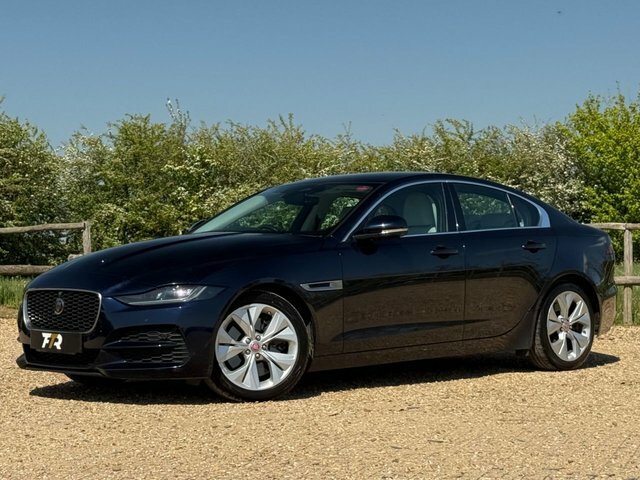 Jaguar XE 2.0 P250i S Saloon Euro 6 S S 2 Blue