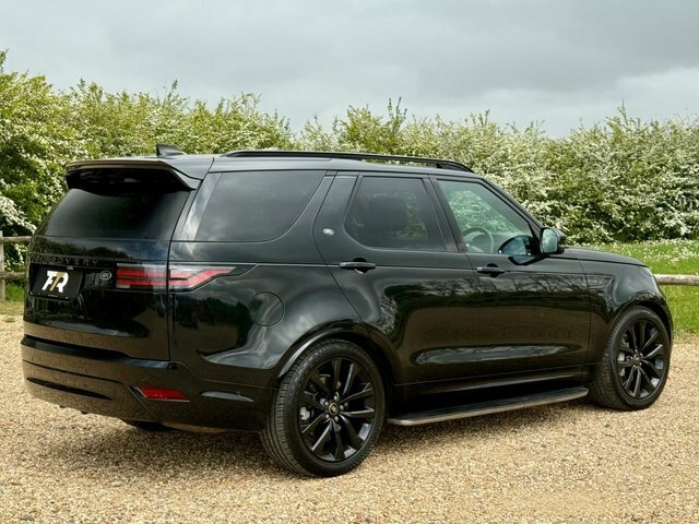 Land Rover Discovery 3 .0 D300 Mhev R-dynamic Se Suv 4Wd Black #2