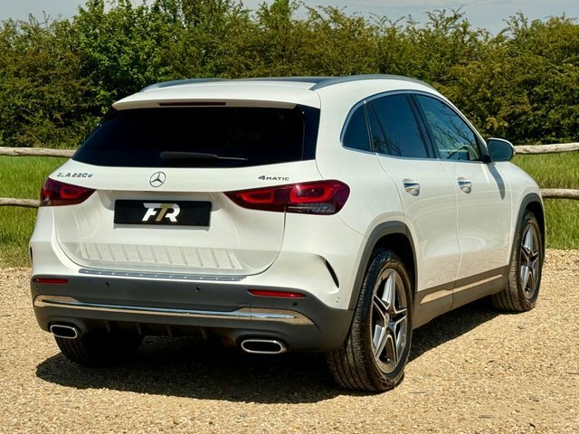 Mercedes-Benz GLA Class 2.0 Gla220d Amg Line Premium Plus Suv KM22ZWG White #2