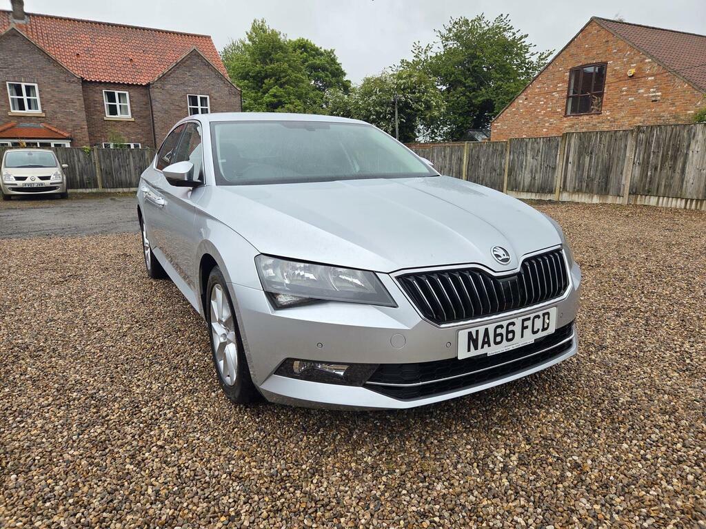 Skoda Superb 2.0 Tdi Se Business Hatchback Silver