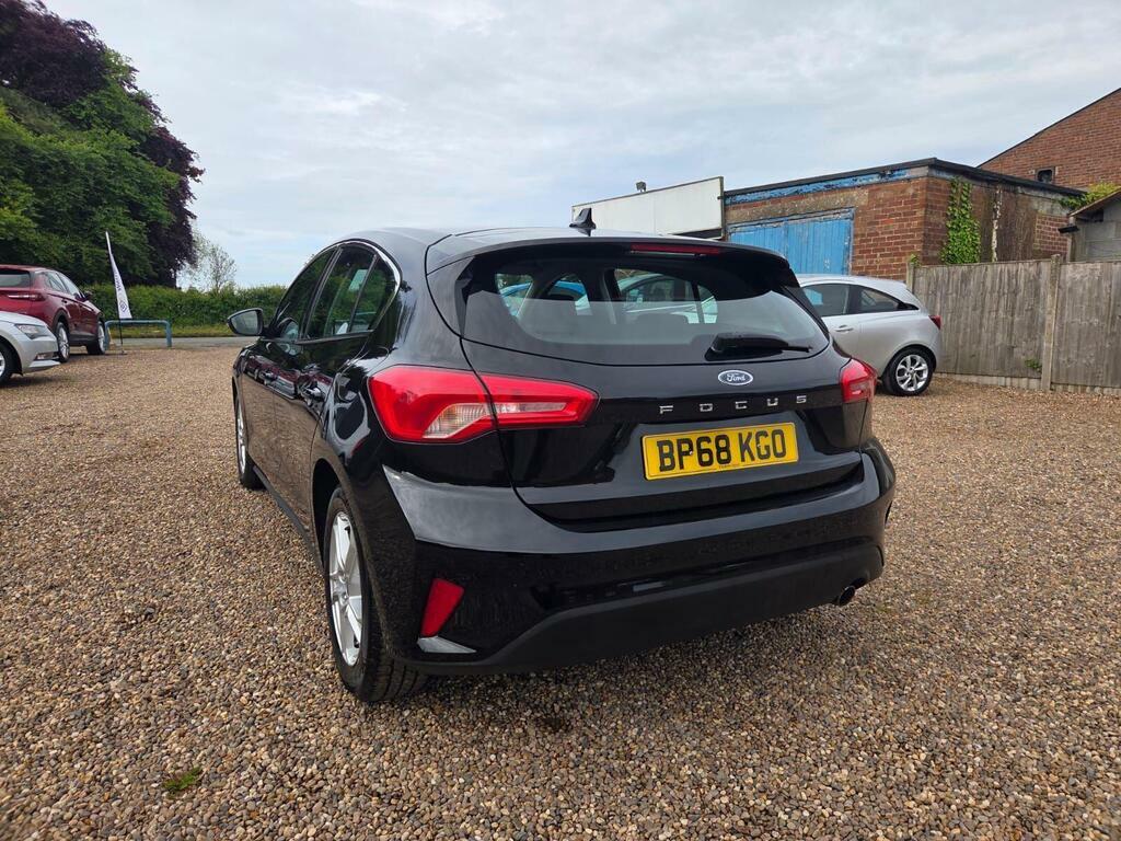 Ford Focus 1.0T Ecoboost Zetec Hatchback BP68KGO Black #4