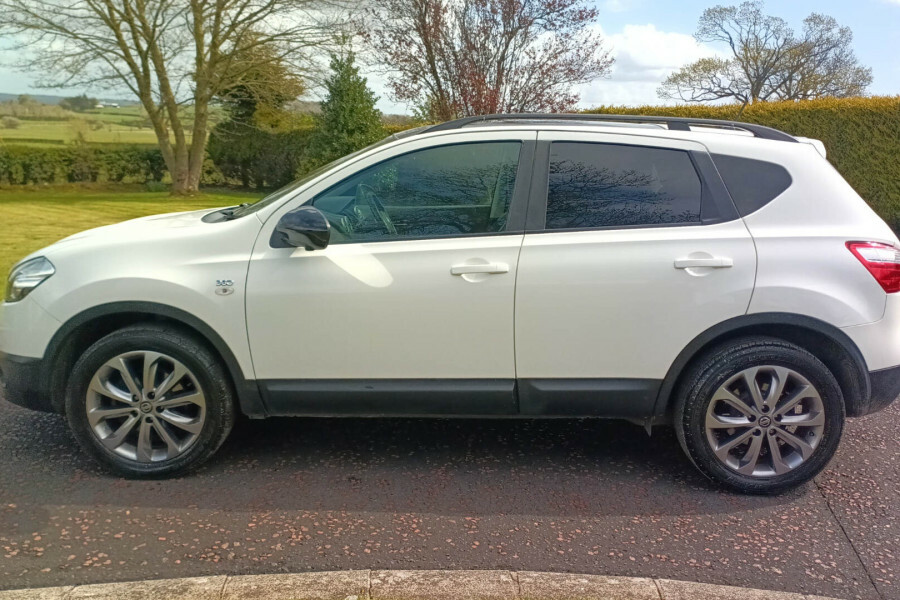 Nissan Qashqai Mpv YB63OCH White #5