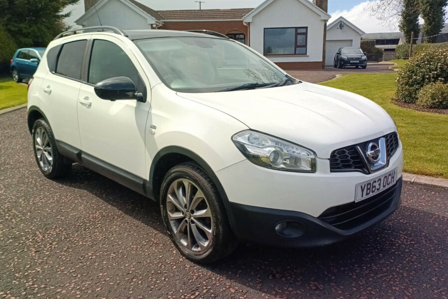 Nissan Qashqai Mpv YB63OCH White #6