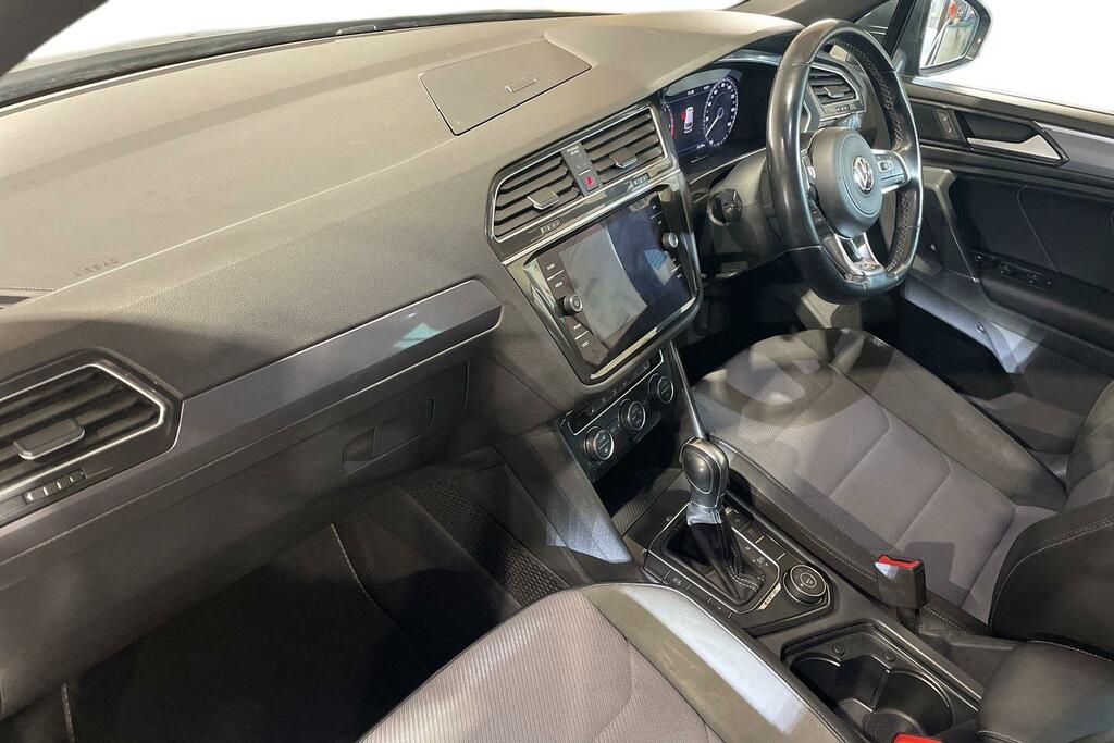 Volkswagen Tiguan 2.0 Tdi 150 4Motion R-line Dsg YS18YNJ Grey #2