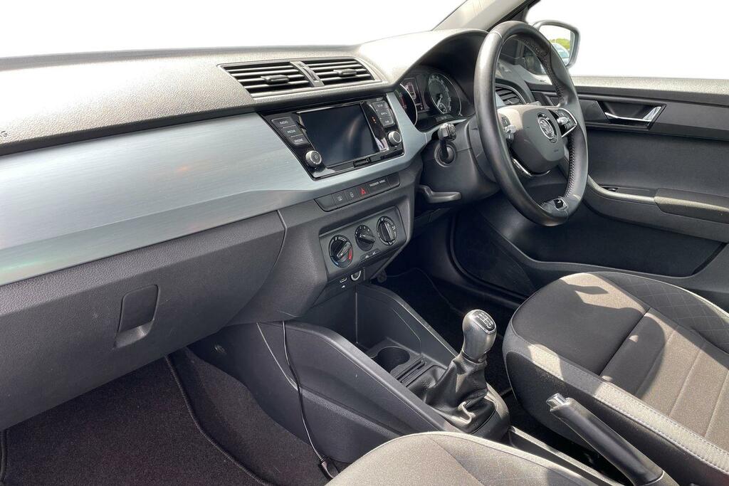 Skoda Fabia 1.0 Mpi Colour Edition DY70UUH Blue #2