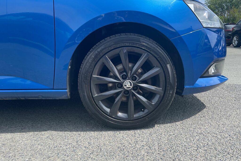 Skoda Fabia 1.0 Mpi Colour Edition DY70UUH Blue #5
