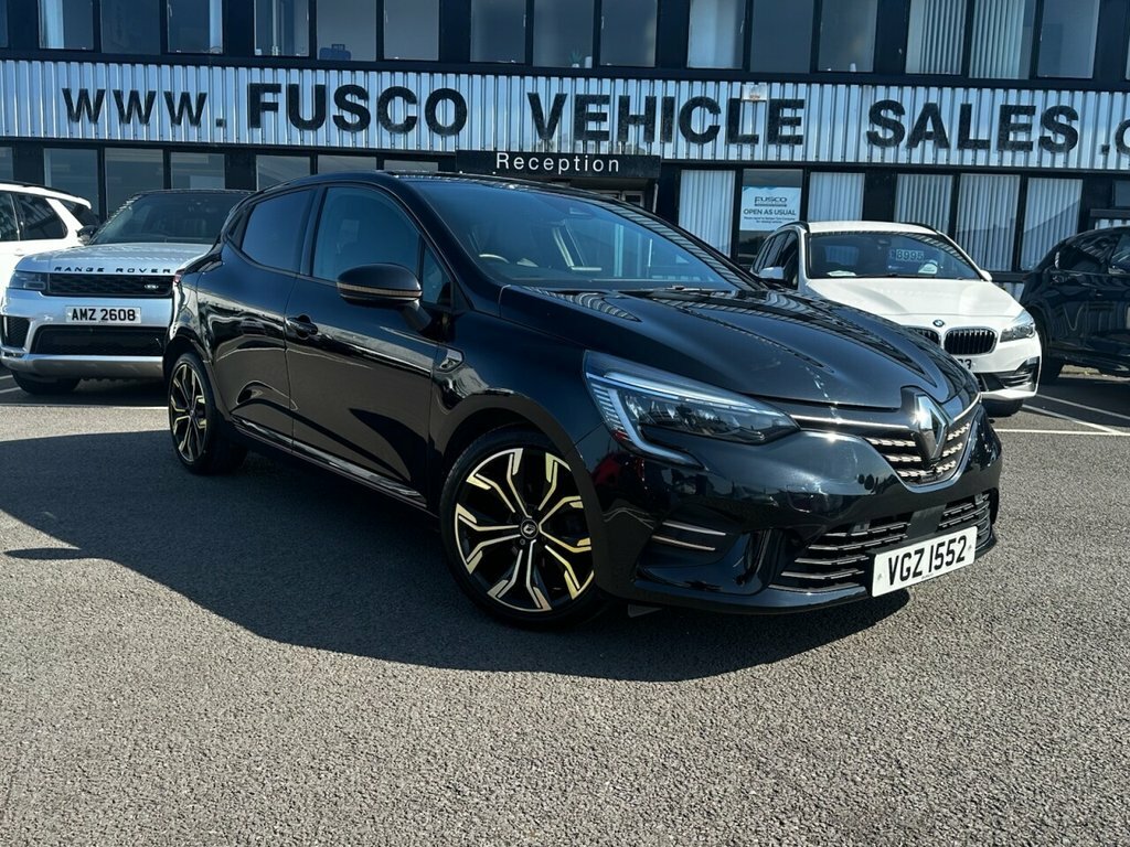 Renault Clio 1L Lutecia Black