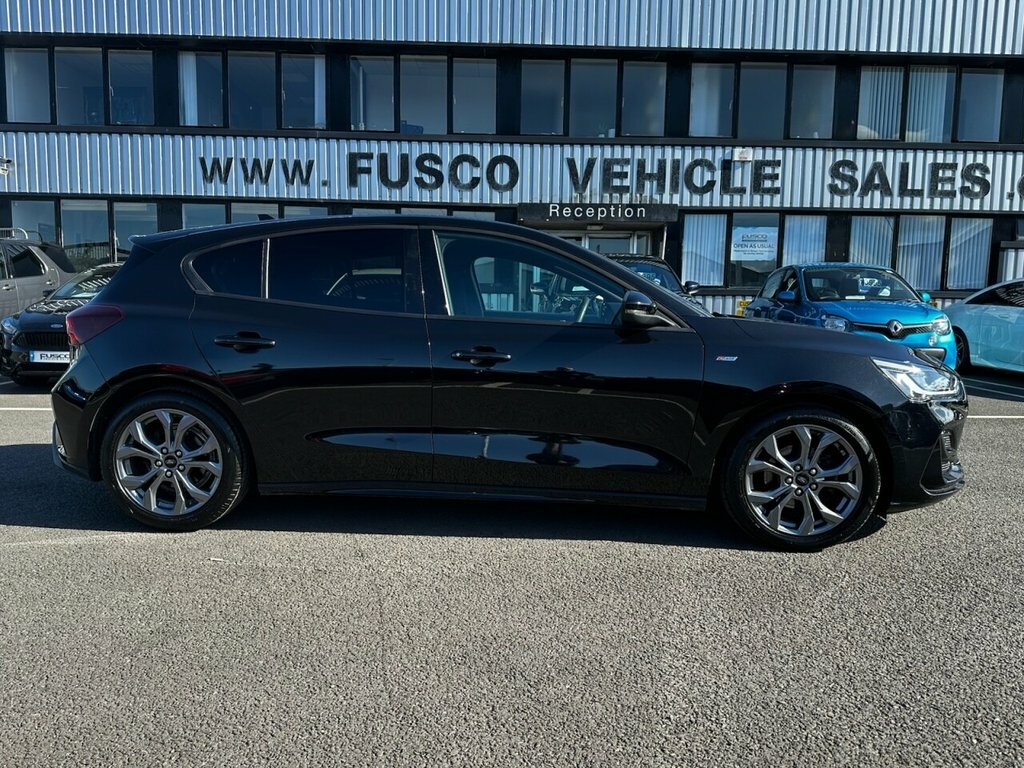 Ford Focus 1L St-line DMZ2893 Black #2