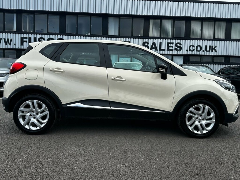 Renault Captur Suv AGZ7584 White #2