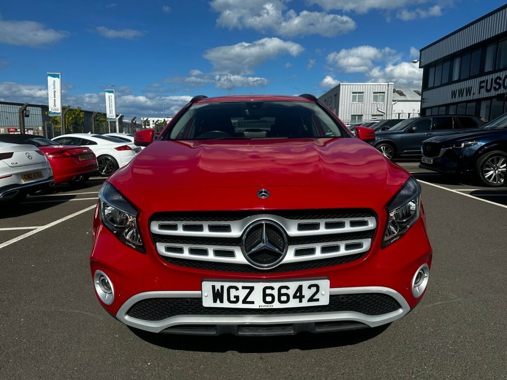 Mercedes-Benz GLA Class 1.6L Se WGZ6642 Red #2