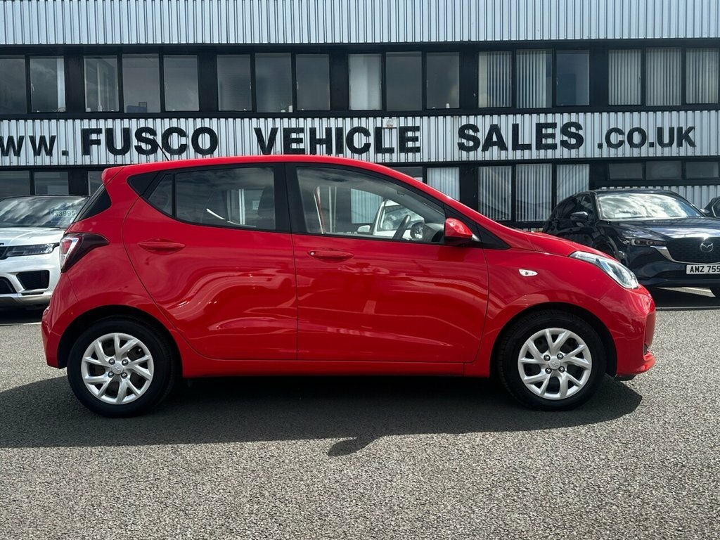 Hyundai I10 1L Se MGZ6520 Red #2