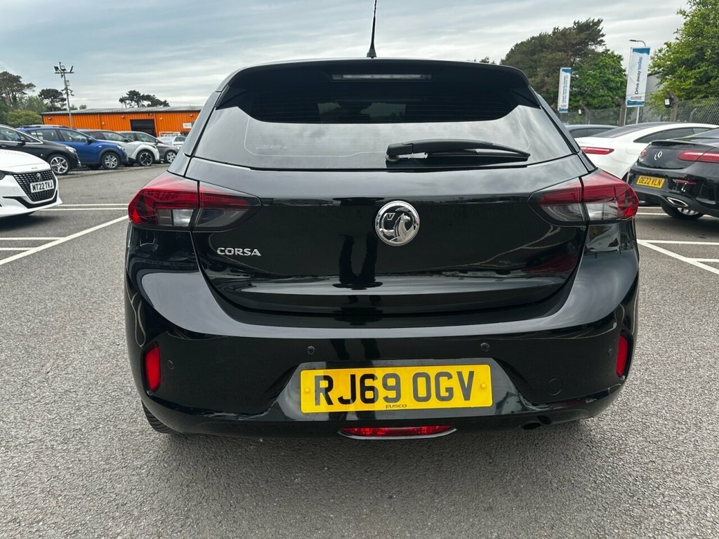 Vauxhall Corsa 1L Se RJ69OGV Black #6