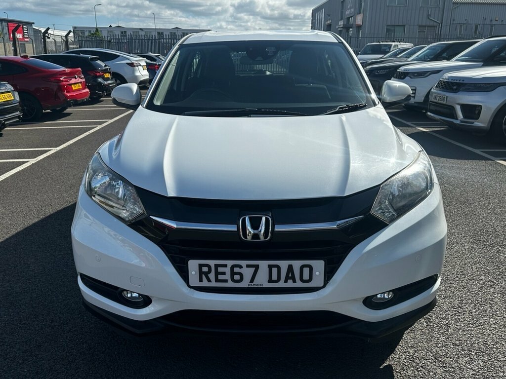 Honda Hr-V 1.5L Se White #6