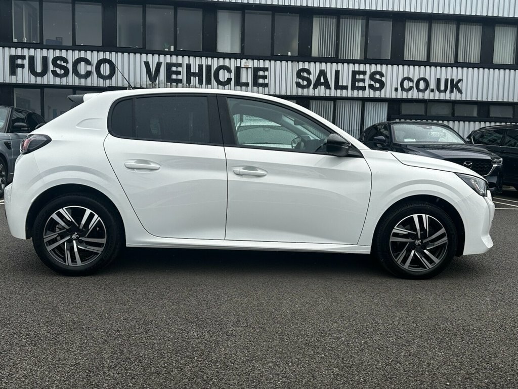 Peugeot 208 1L Allure Premium MT22TVJ White #2