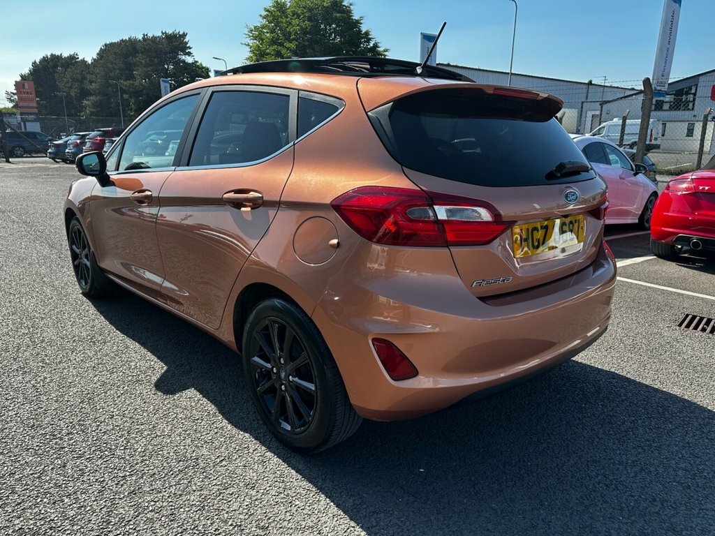 Ford Fiesta 1L Titanium Bo Play Series HGZ8687 Brown #5