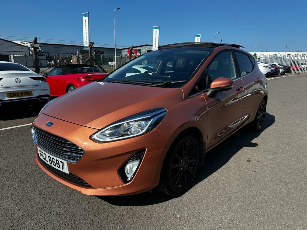 Ford Fiesta 1L Titanium Bo Play Series HGZ8687 Brown #3