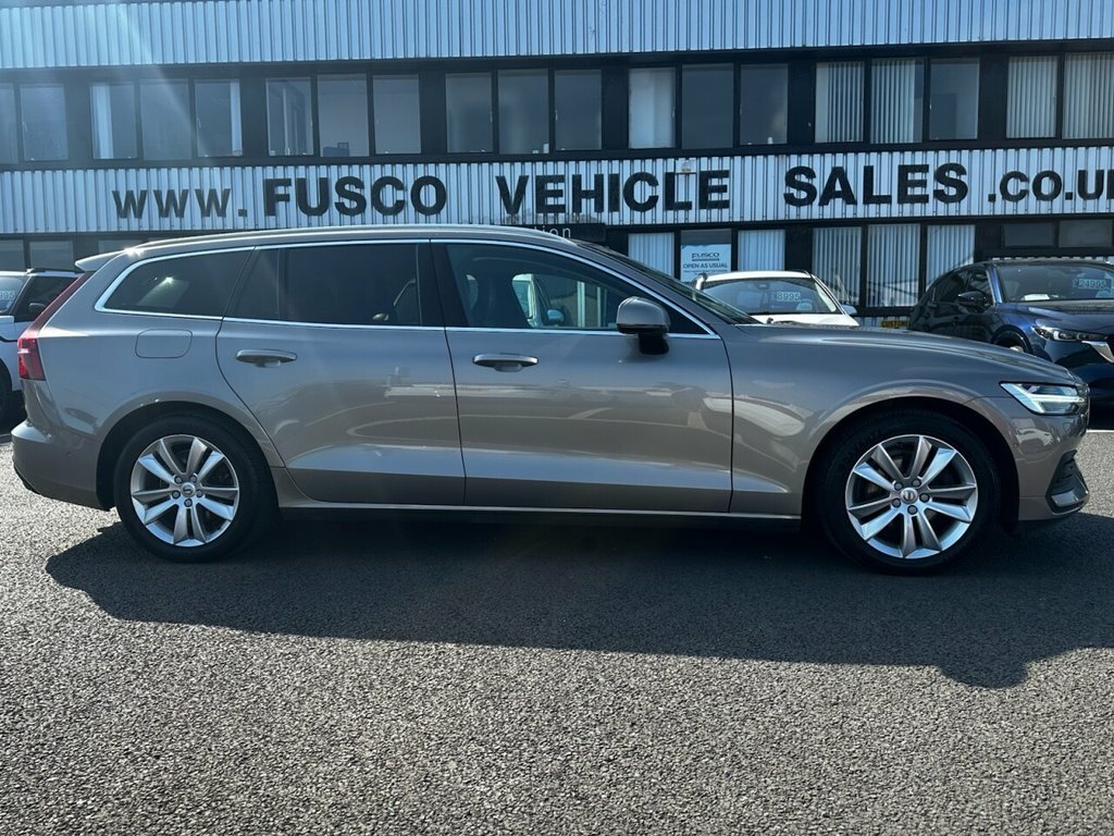 Volvo V60 2L Momentum Grey #2