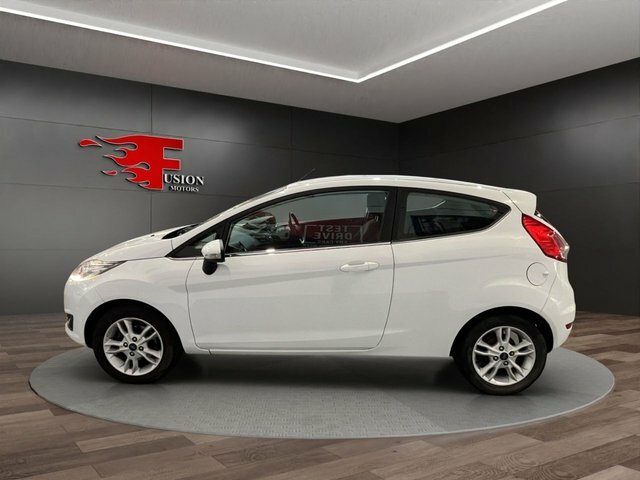 Ford Fiesta 1.25 Zetec Hatchback Euro 6 82 EY66UOC White #2