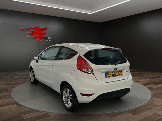 Ford Fiesta 1.25 Zetec Hatchback Euro 6 82 EY66UOC White #3